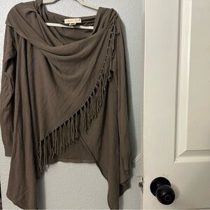 Lovestitch Bohemian-inspired, draped wrap, or open-front cardigan. Medium